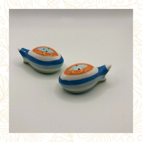 Funky Salt & Pepper Shaker Fish - Picture 2 of 4